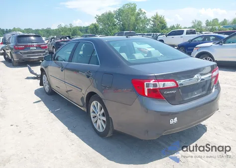 2013 Toyota Camry Xle z USA, uszkodzony, nr VIN 4T4BF1FK7DR320731